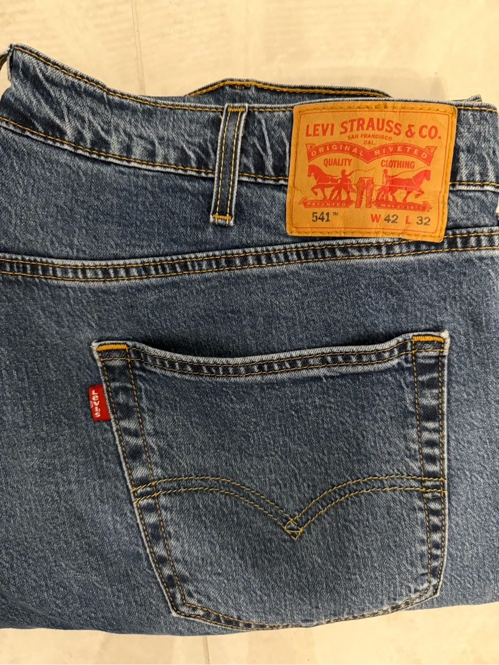 Levi’s Men's Classic Blue Denim Jeans - Casual Straight Fit